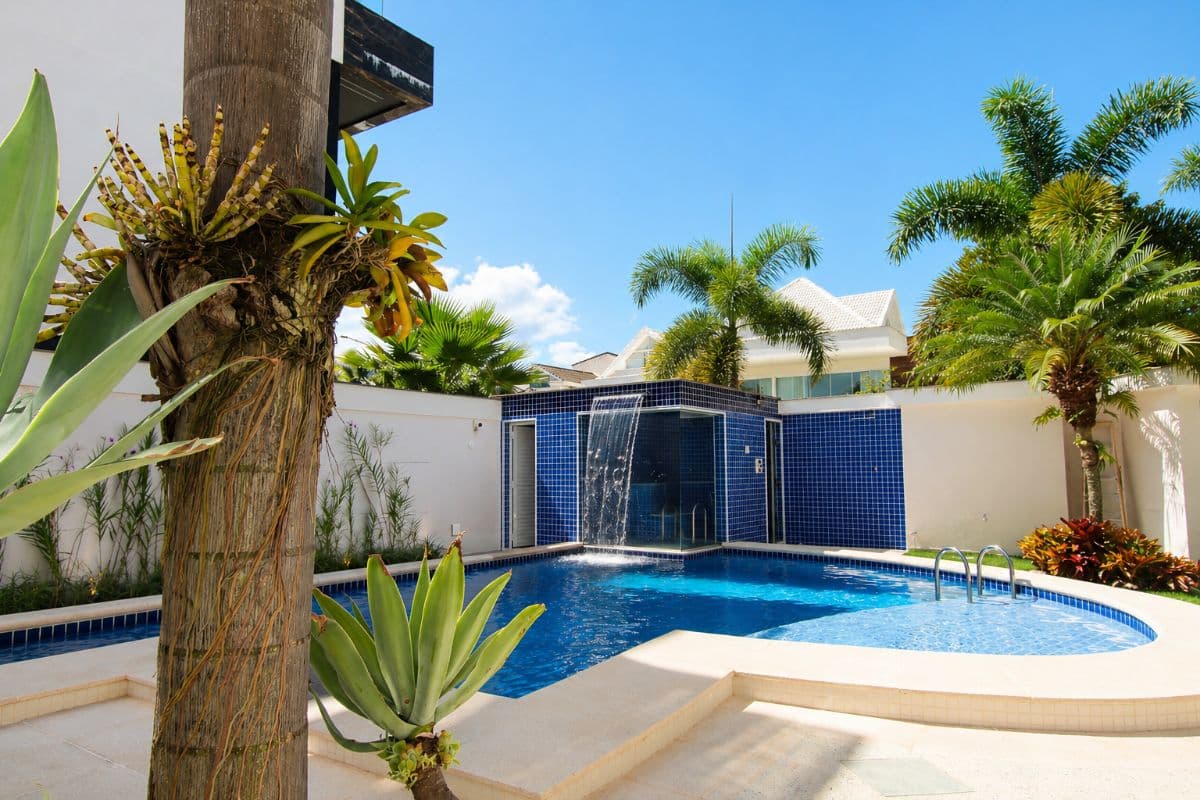 Mansão incrível no Condomínio Riviera del Sol - Miniatura 3