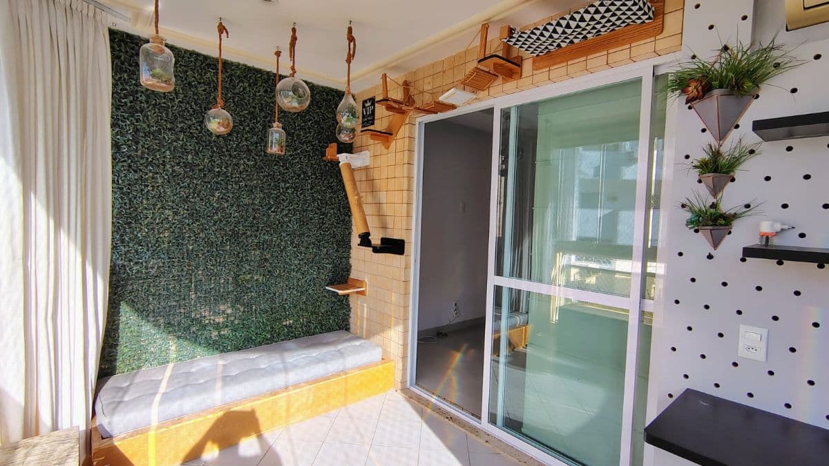Jardim Ocêanico. A tranquilidade de uma rua bucólica. A conveniência de ter a praia a poucos passos. 🌴 - Foto 1
